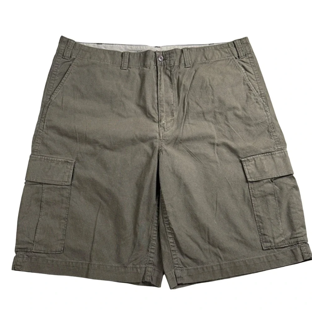 Eddie Bauer Legend Wash Cargo Shorts Mens 42